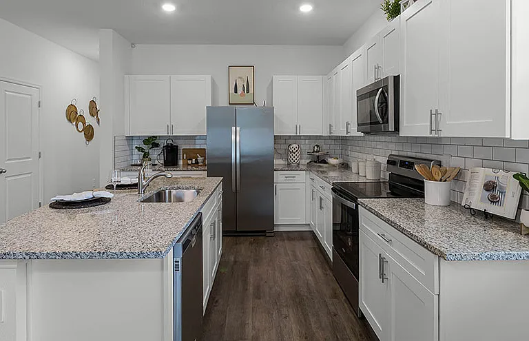 Kensington Place Townhomes — Photo 2