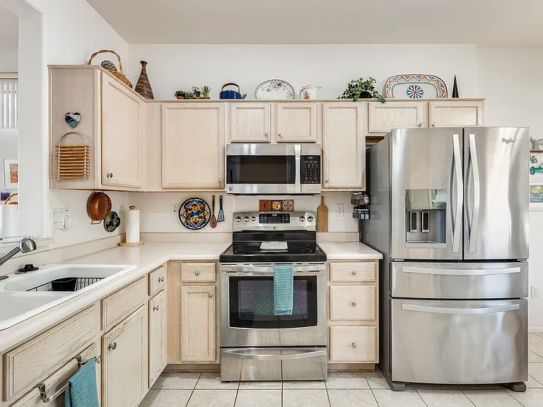 16031 W Copper Crest Ln — Photo 7