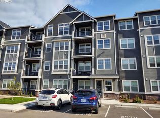 17182 SW Appledale Rd #404, Sherwood, OR 97140