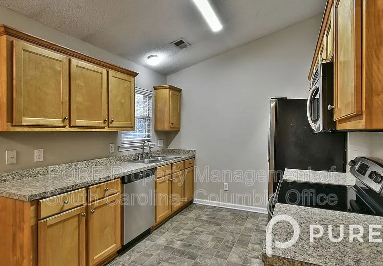 321 Downs Dr — Photo 28