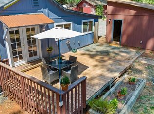 10701 Walker Dr, Grass Valley, CA 95945