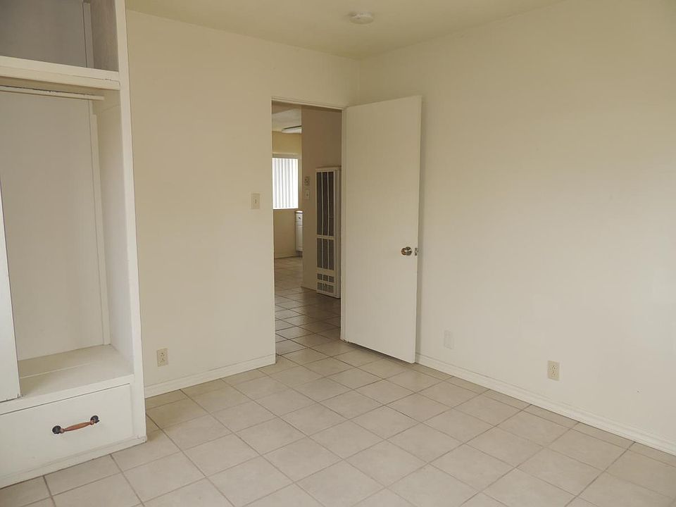 1st image of 10872 Stanford Ave