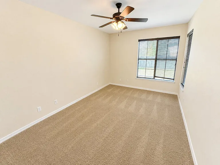 297 Eagle Bend Way — Photo 9