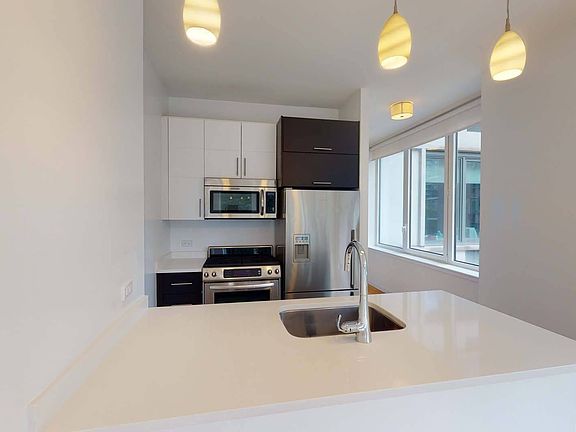 5th image of 805 Columbus Ave APT 5F