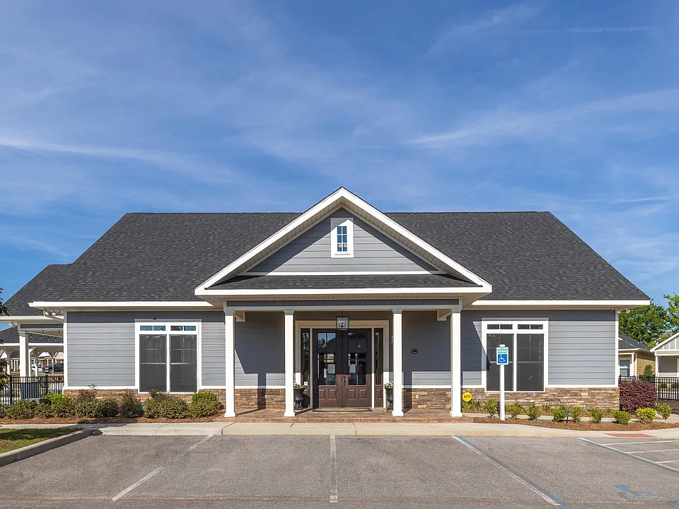 Leasing Office