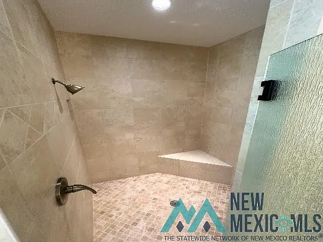 7342 N Main St — Photo 39