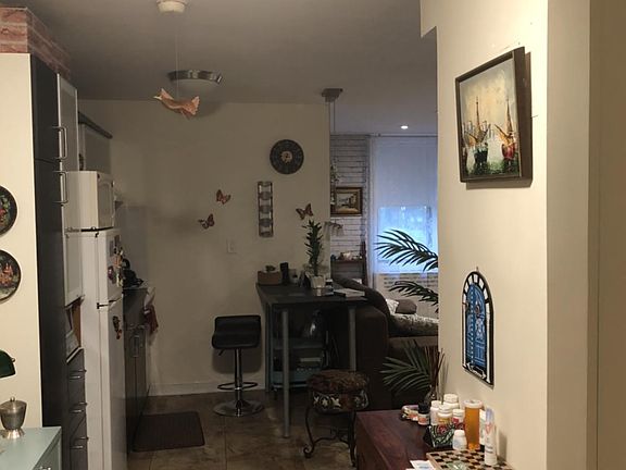 2nd image of 2299 E 13th St APT 5A