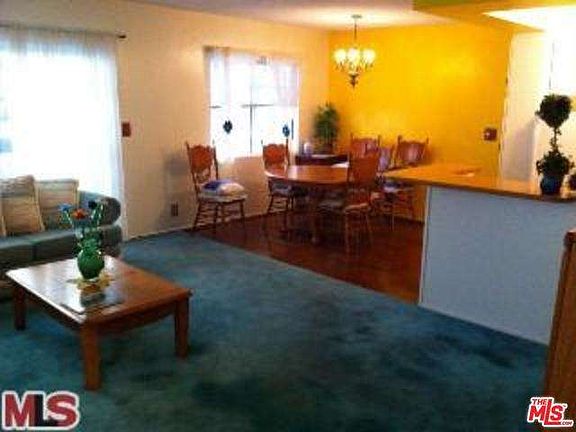 4th image of 1334 S Carmelina Ave APT 9
