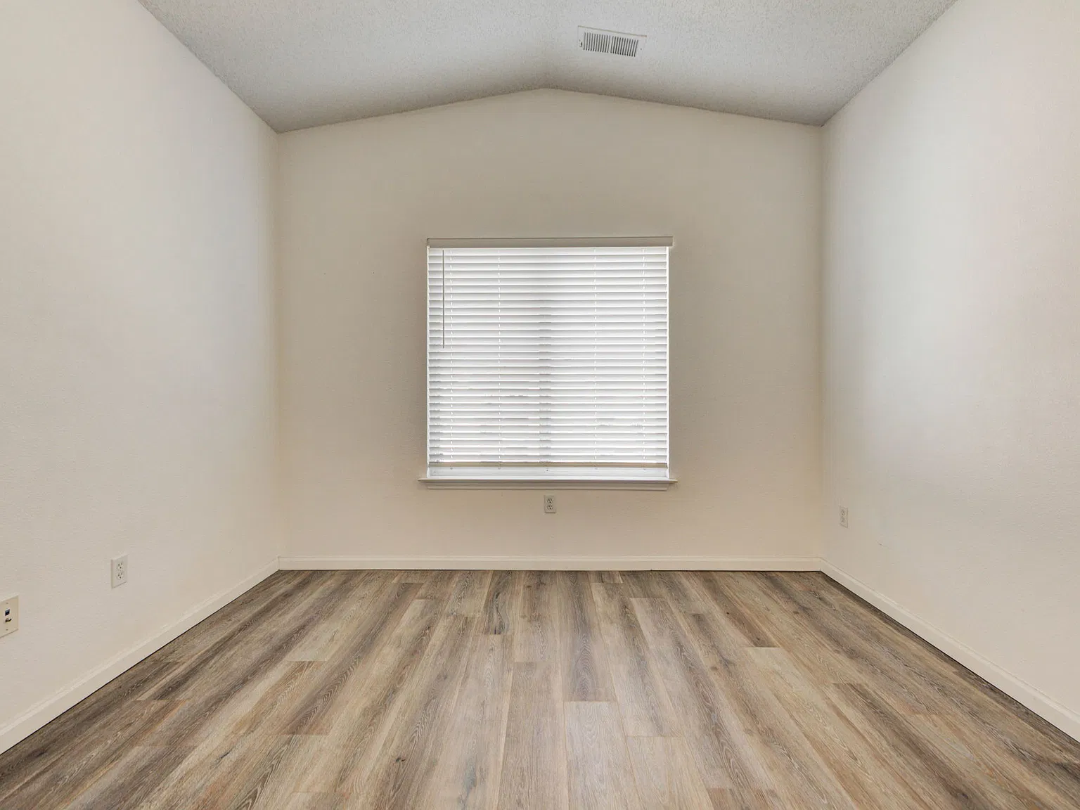 2200 Classen Boulevard #1137 - 1 — Photo 3