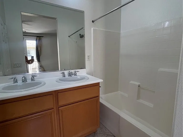 1800 E Lakeshore Dr — Photo 13