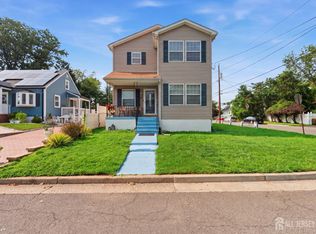 1738 W 3rd St, Piscataway, NJ 08854