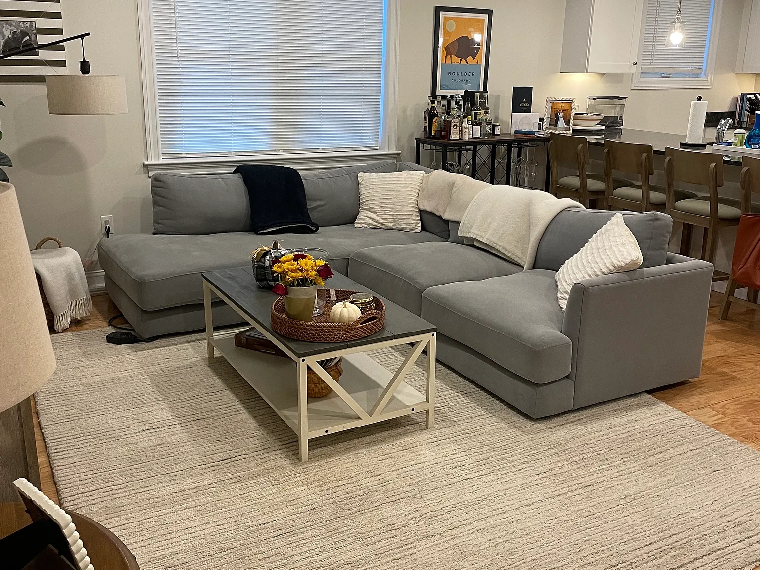 1 bed, 700 sqft, $2,400 — Photo 2