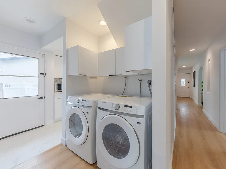 2522 Armacost Ave — Photo 52