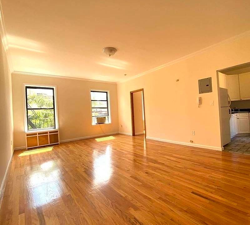 1st image of 22 W 77th St #65B
