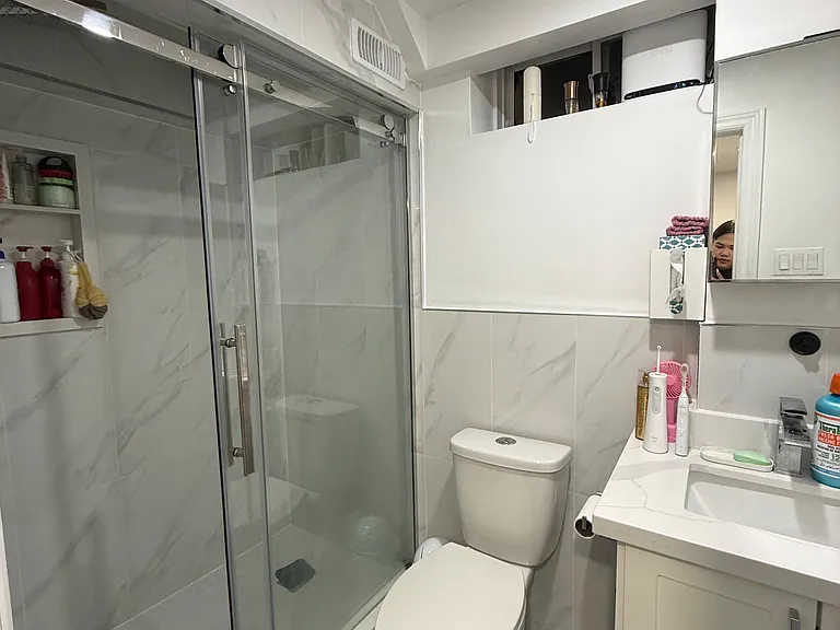 130 Adventure Cres #LOWER — Photo 4