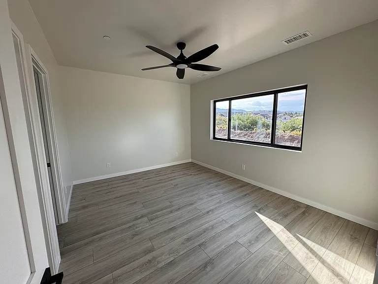 1714 Echo Canyon Dr — Photo 19