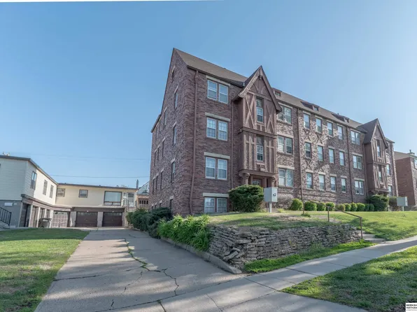 4918 Capitol Ave, Omaha, NE 68132