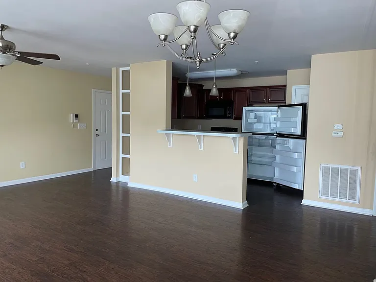 4702D Pennoak Rd — Photo 10