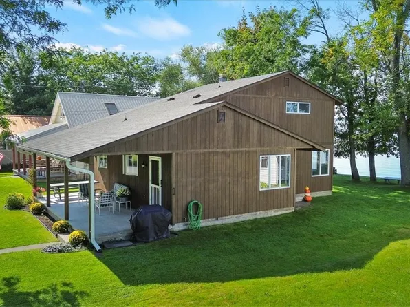 3470 Sandy Beach Dr, Canandaigua, NY 14424