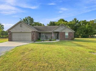 192 Twin Creeks Ln, Pryor, OK 74361