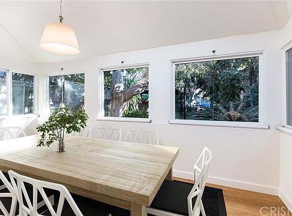 3rd image of 1223 N Crescent Heights Blvd