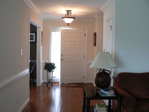 3rd image of 1837 Aspen Ct