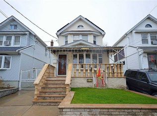 9329 209th St, Queens Village, NY 11428
