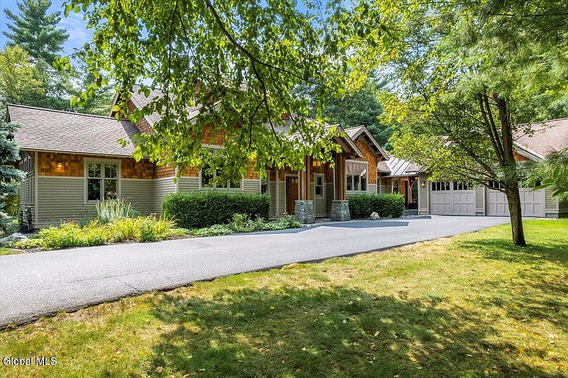 5th image of 28 Kendrick Hill Road