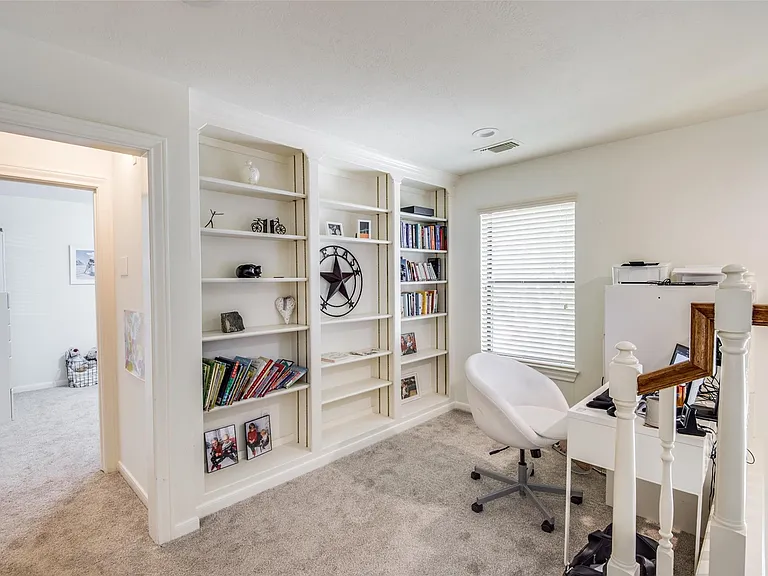 14202 Scarborough Fair St — Photo 30