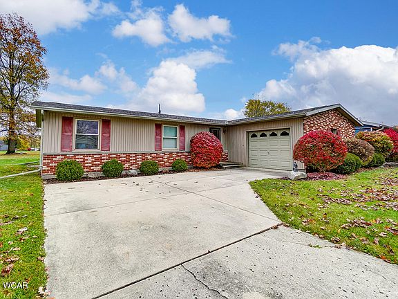 3rd image of 315 Parkview Dr