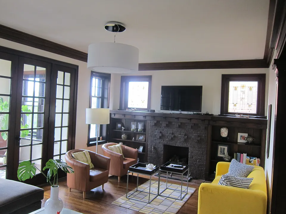 Living room with furniture.