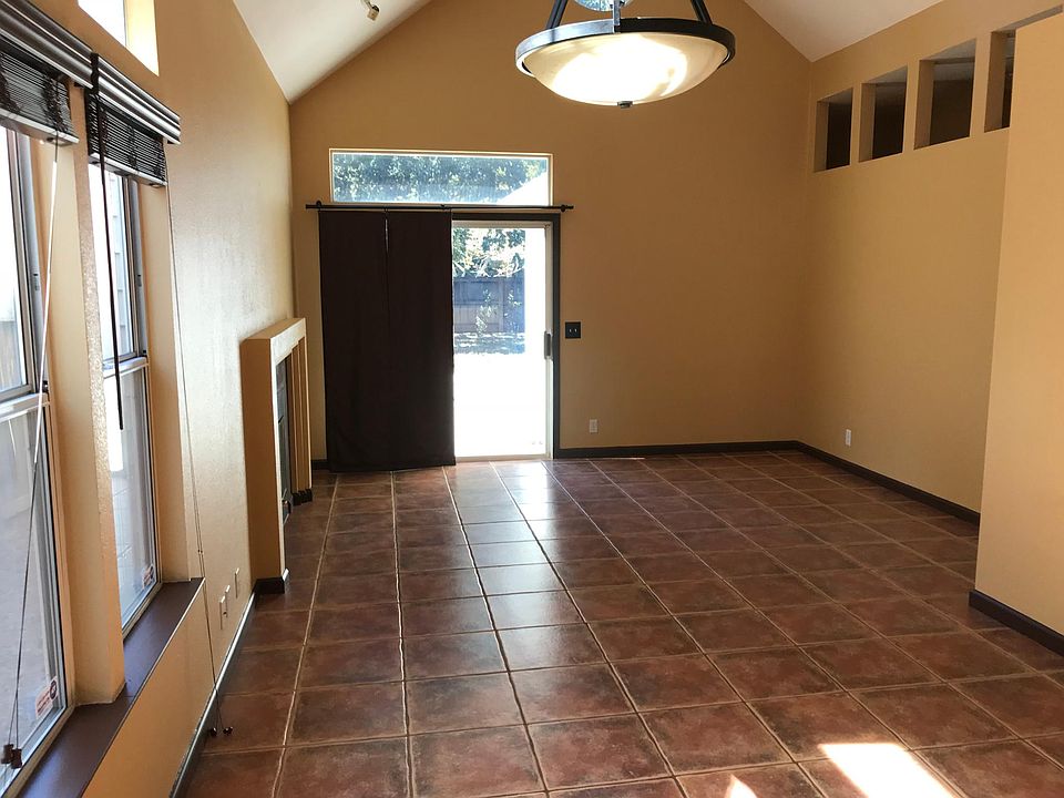 2nd image of 2445 Albany Ave