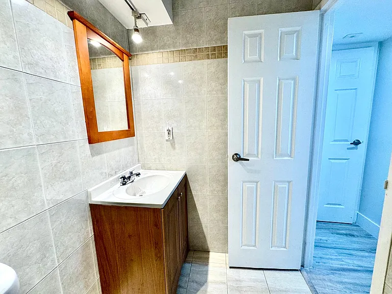 210 172nd St #206 — Photo 17