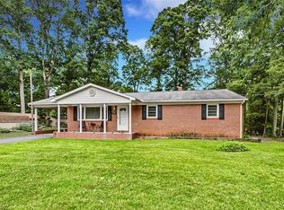 5172 Ridgeview Rd, Archdale, NC 27263