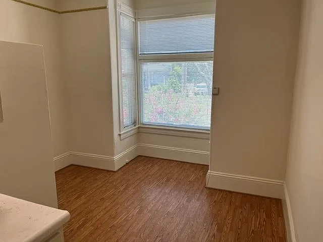 125 Gifford Ave #2 — Photo 3