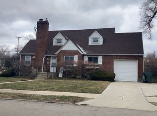 1073 Sherwood Dr, Dayton, OH 45406