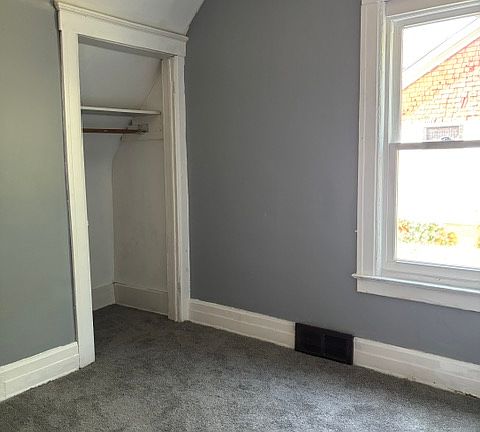 3rd image of 4508 Garland St