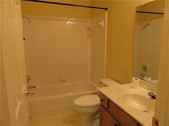 5th image of 5803 Pecanwood Ln