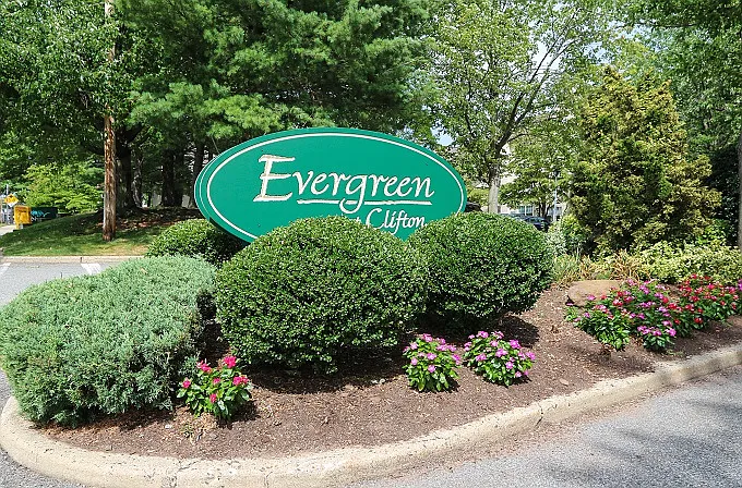 2 bed, 1140 sqft, $2,850 — Photo 2