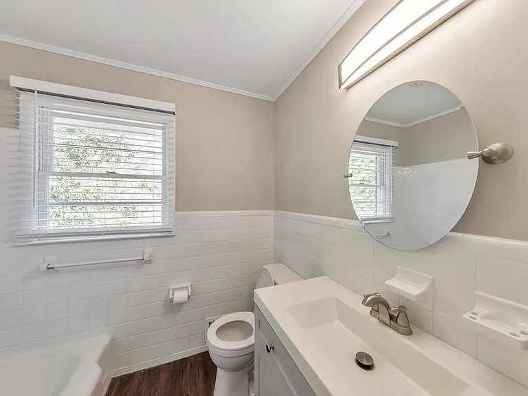 909 Rosedale Dr — Photo 22