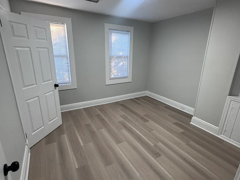 408 Olive St #B — Photo 15