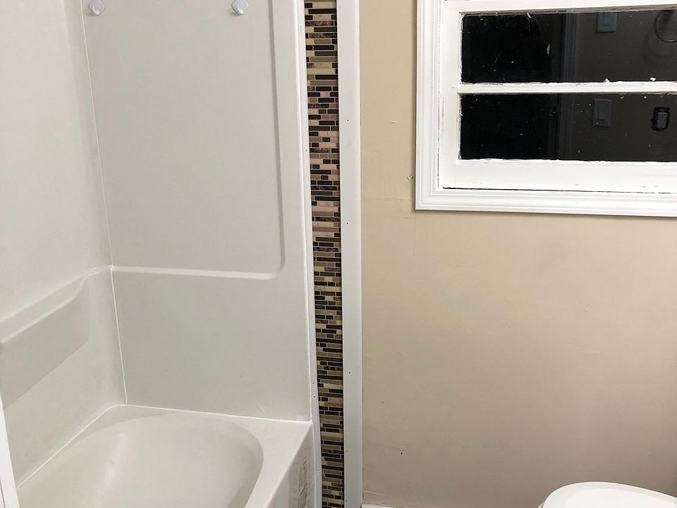 1st image of 3318 E Linda Dr