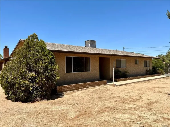 8978 7th Ave, Hesperia, CA 92345