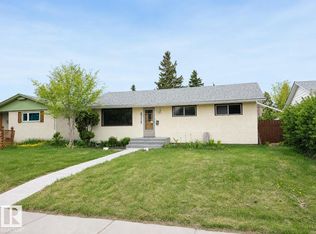 8712 162nd St NW, Edmonton, AB T5R2M1