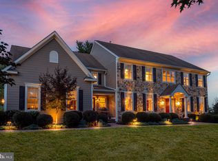 28 Lily Pond Ln, Chester Springs, PA 19425