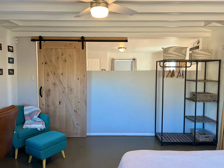 802 E Hedrick Dr #2 — Photo 8