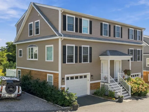 15 Elbridge Ln #19, Marblehead, MA 01945