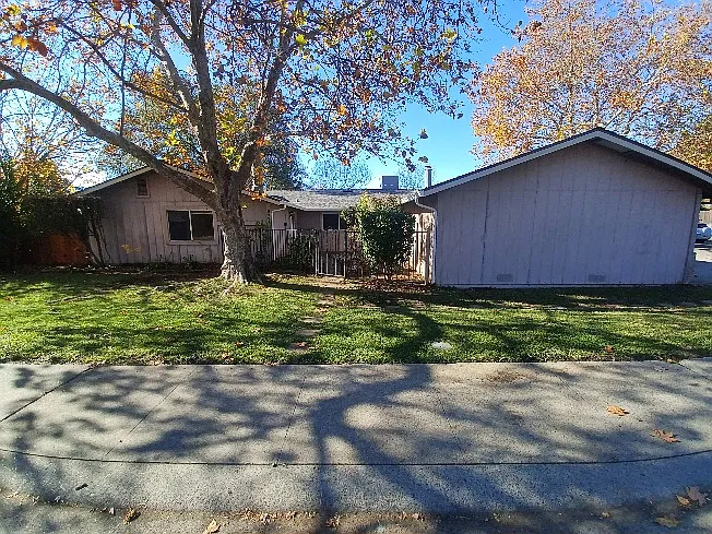 6454 Denton Way — Photo 1