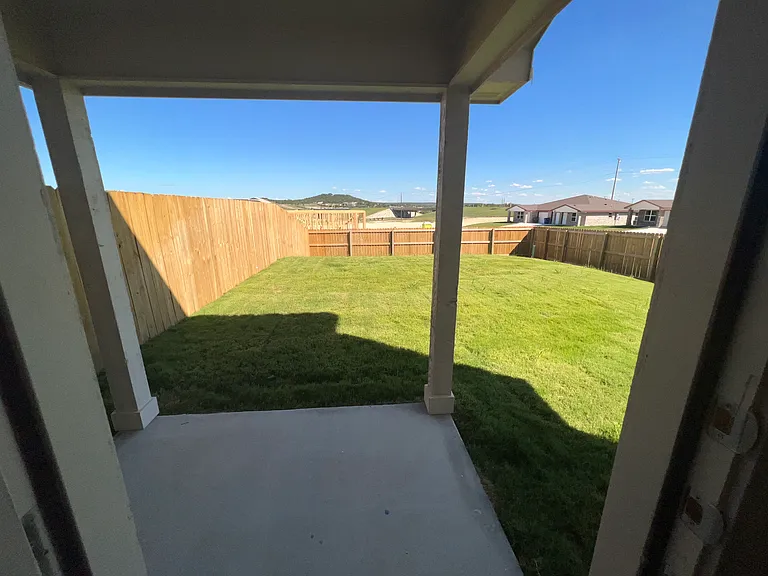 1708 Montell St #A — Photo 10