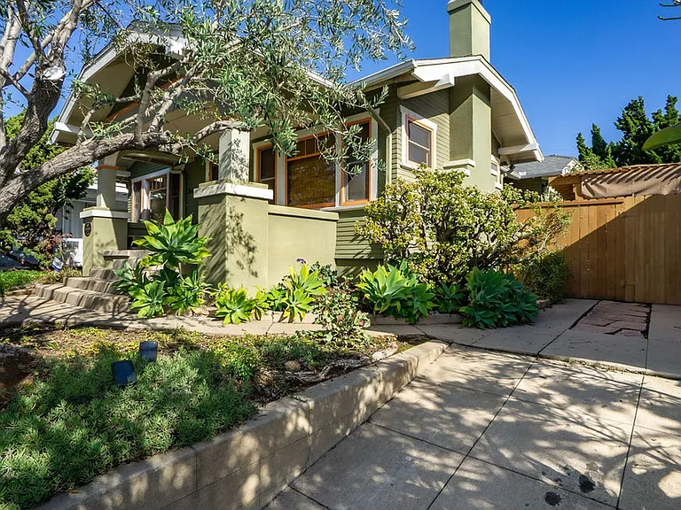 3635 Pershing Ave — Photo 3